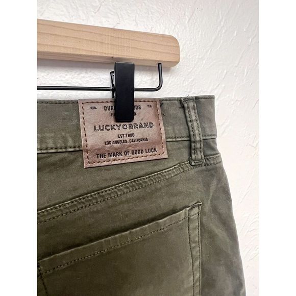 Lucky Brand Men's 110 Skinny Jeans Size 32 x 32 NWT Fern Navy Green Low Rise - Picture 2 of 7